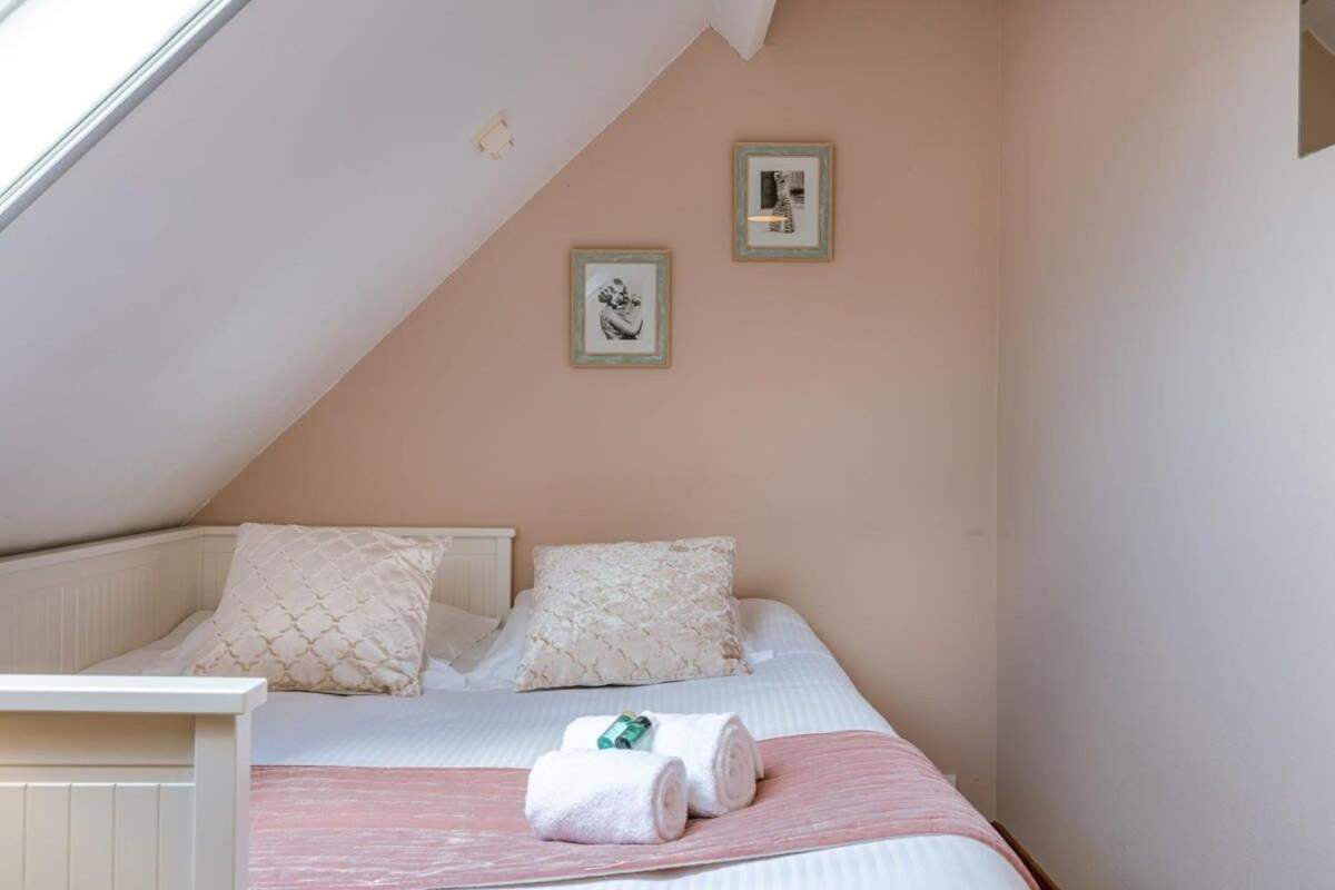Villa Huswell - Charming Town-House In The Center Of Bruges Esterno foto