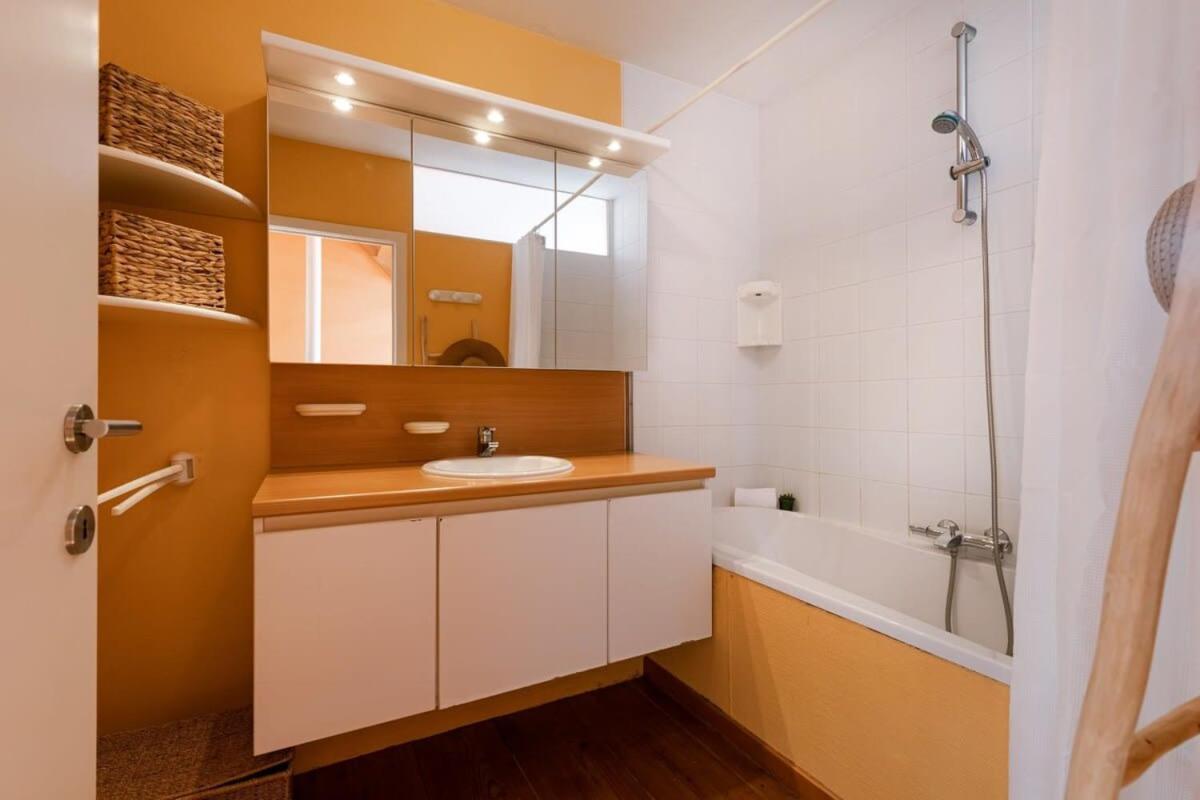 Villa Huswell - Charming Town-House In The Center Of Bruges Esterno foto